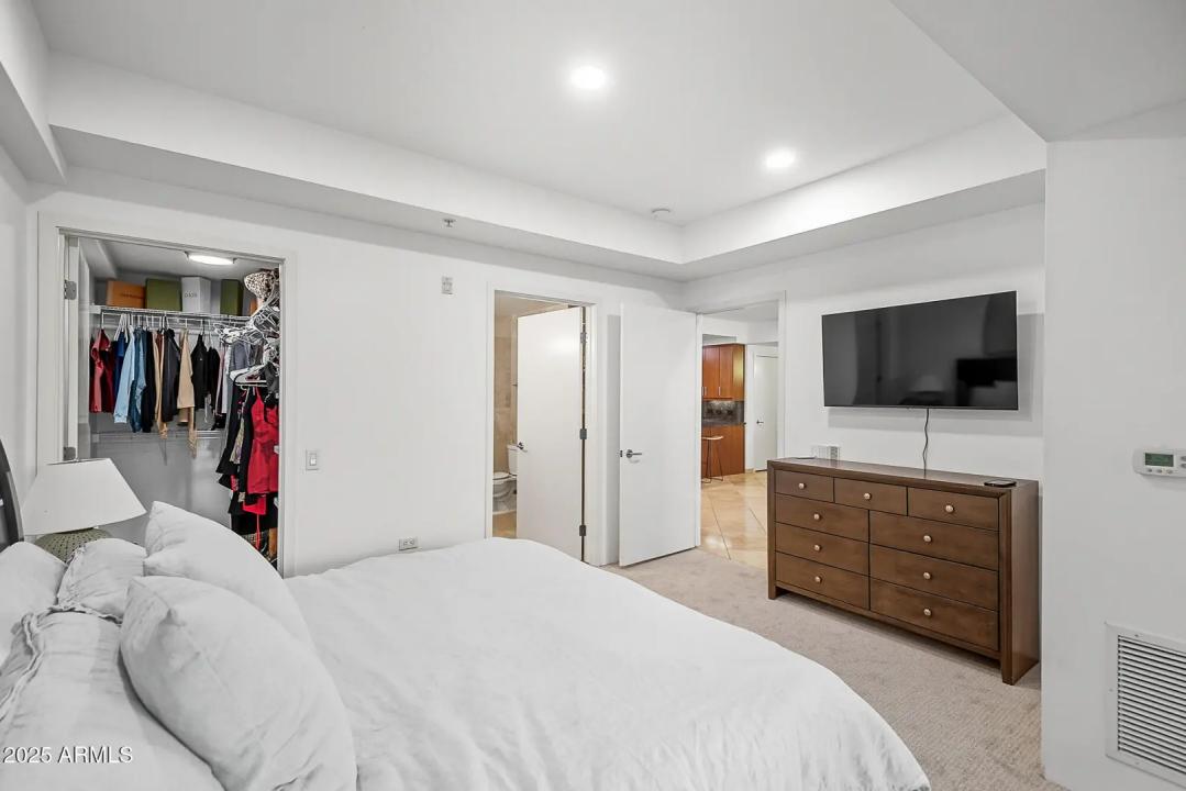Real Estate Picture 21