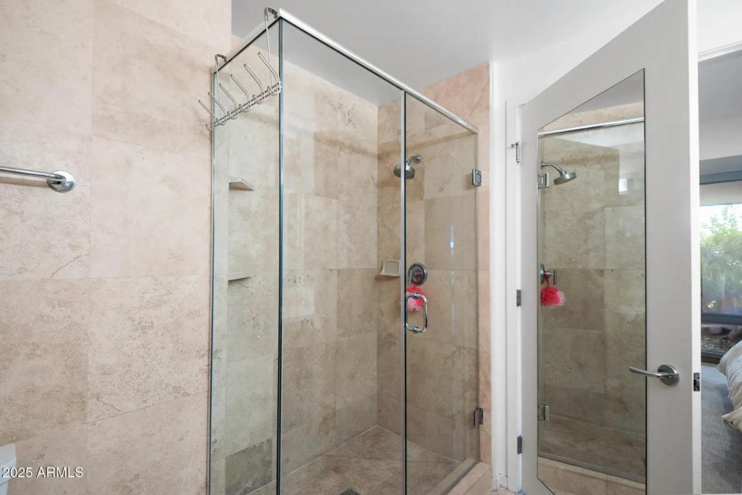Real Estate Picture 25