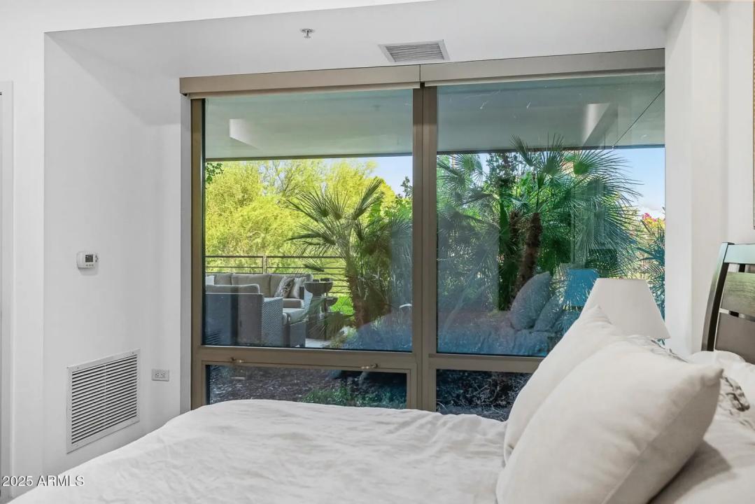 Real Estate Picture 23
