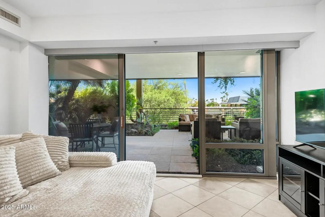Real Estate Picture 19
