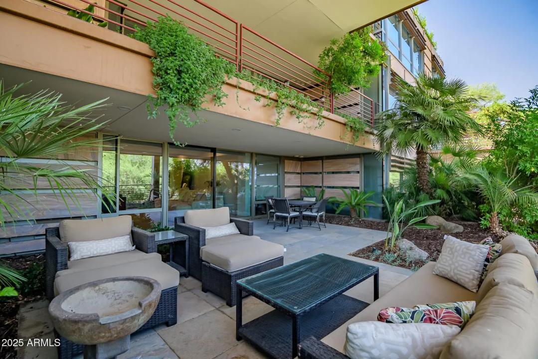 Real Estate Picture 6