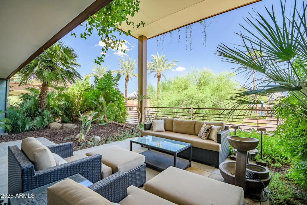 Real Estate Picture 3