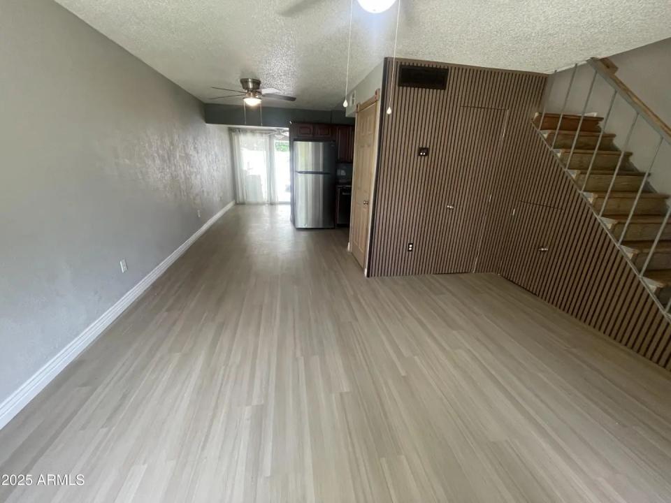 Real Estate Picture 25