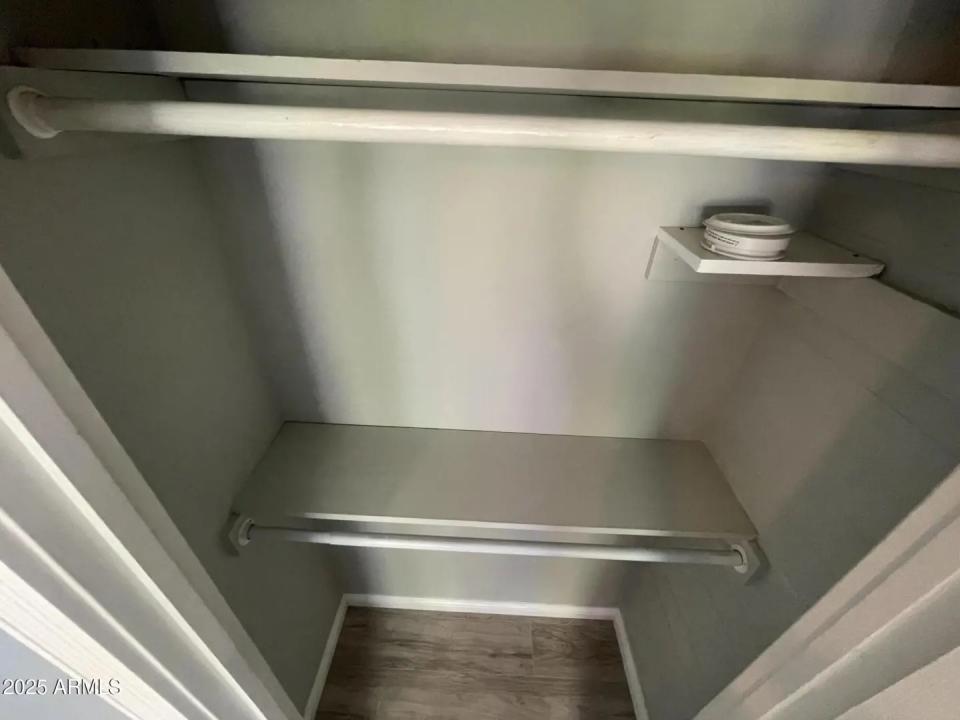 Real Estate Picture 15