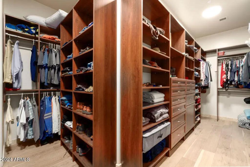 Real Estate Picture 26