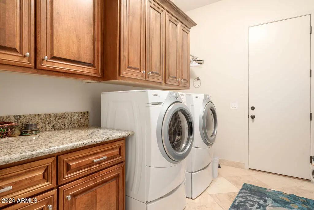 Real Estate Picture 27