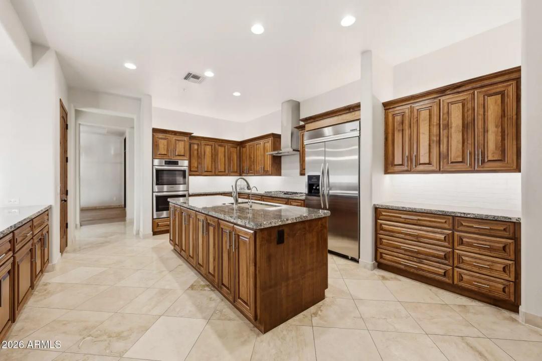 Real Estate Picture 13