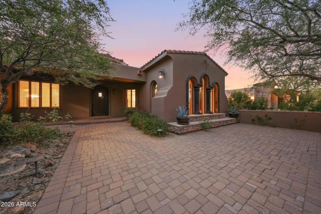 Real Estate Picture 2
