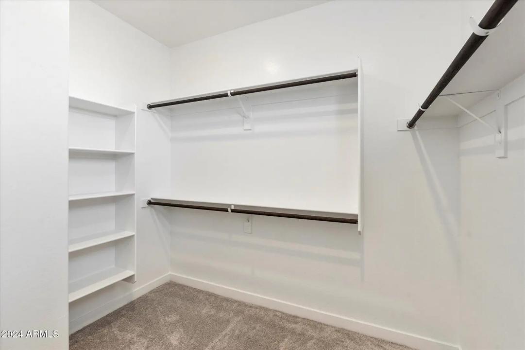 Real Estate Picture 9