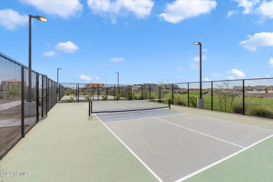 Real Estate Picture 21