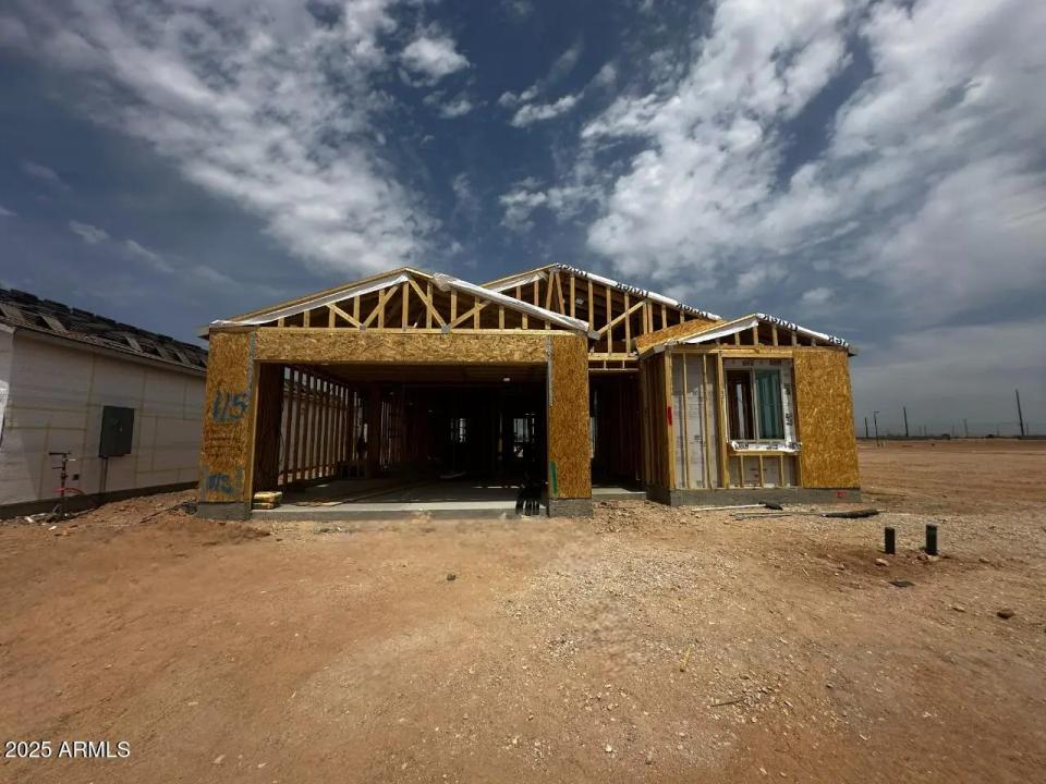Real Estate Picture 2