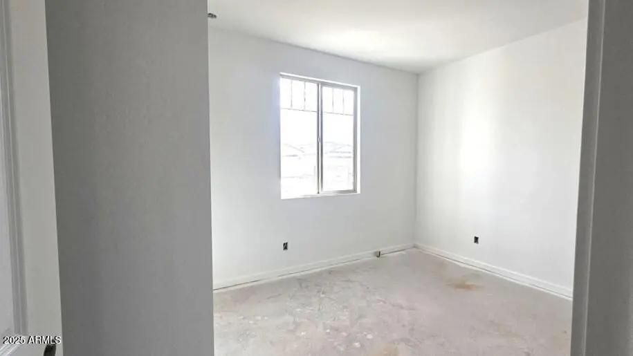 Real Estate Picture 4