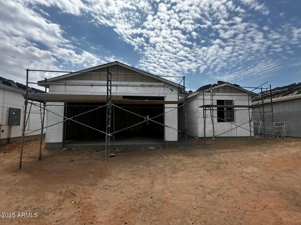 Real Estate Picture 2