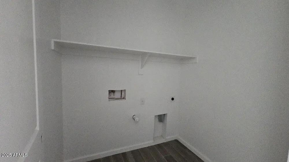 Real Estate Picture 8