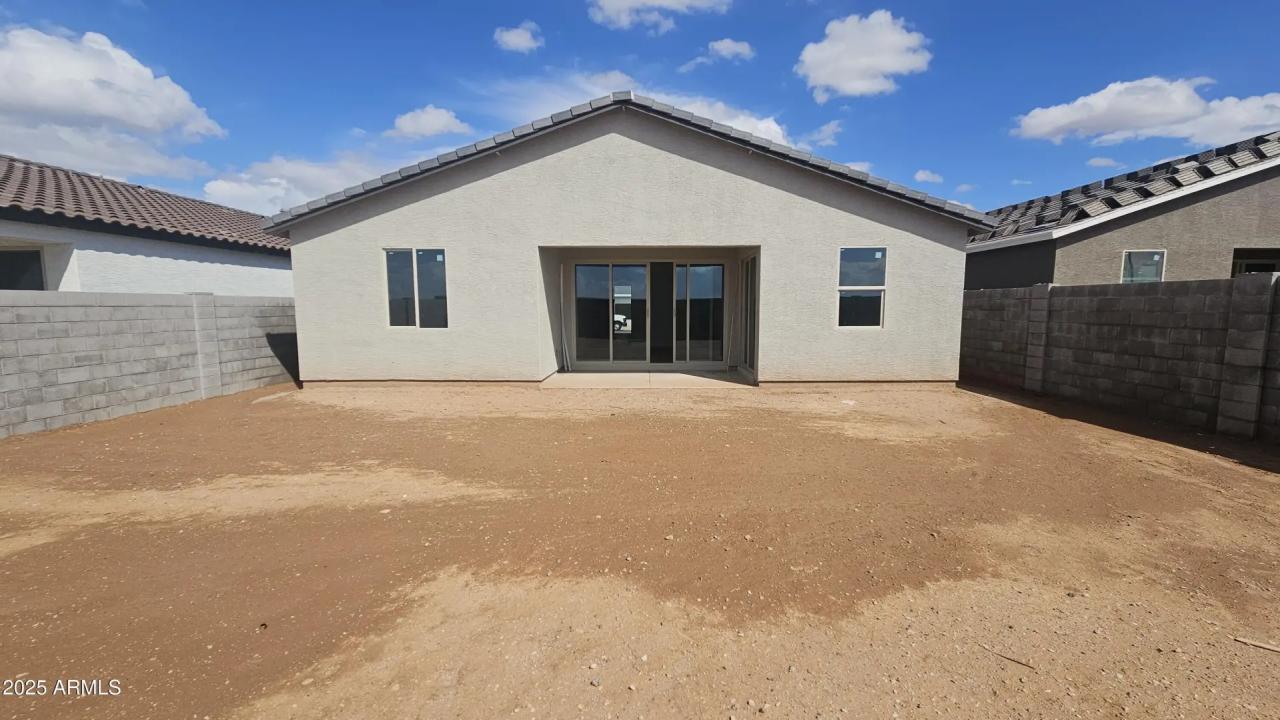 Real Estate Picture 15