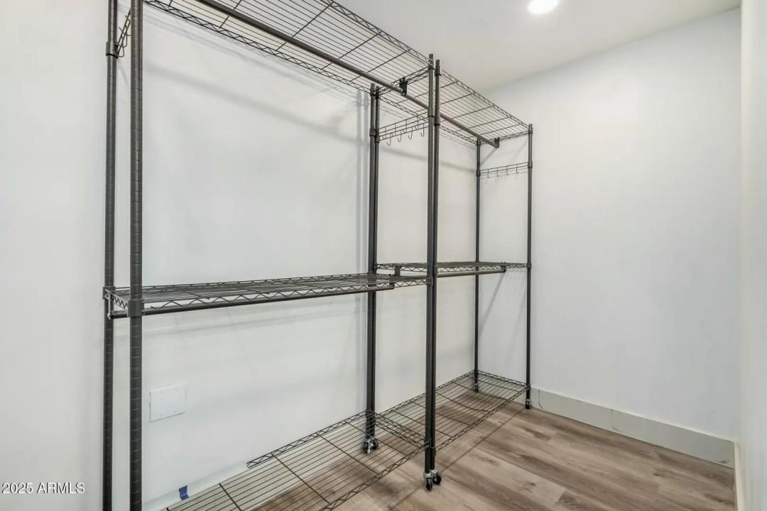 Real Estate Picture 13