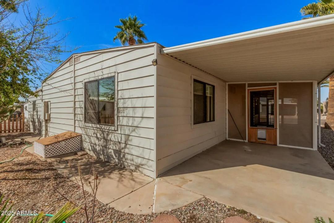 Real Estate Picture 23