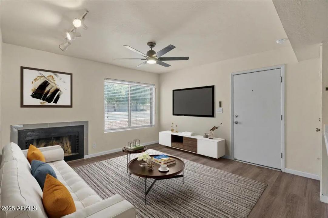 Real Estate Picture 1