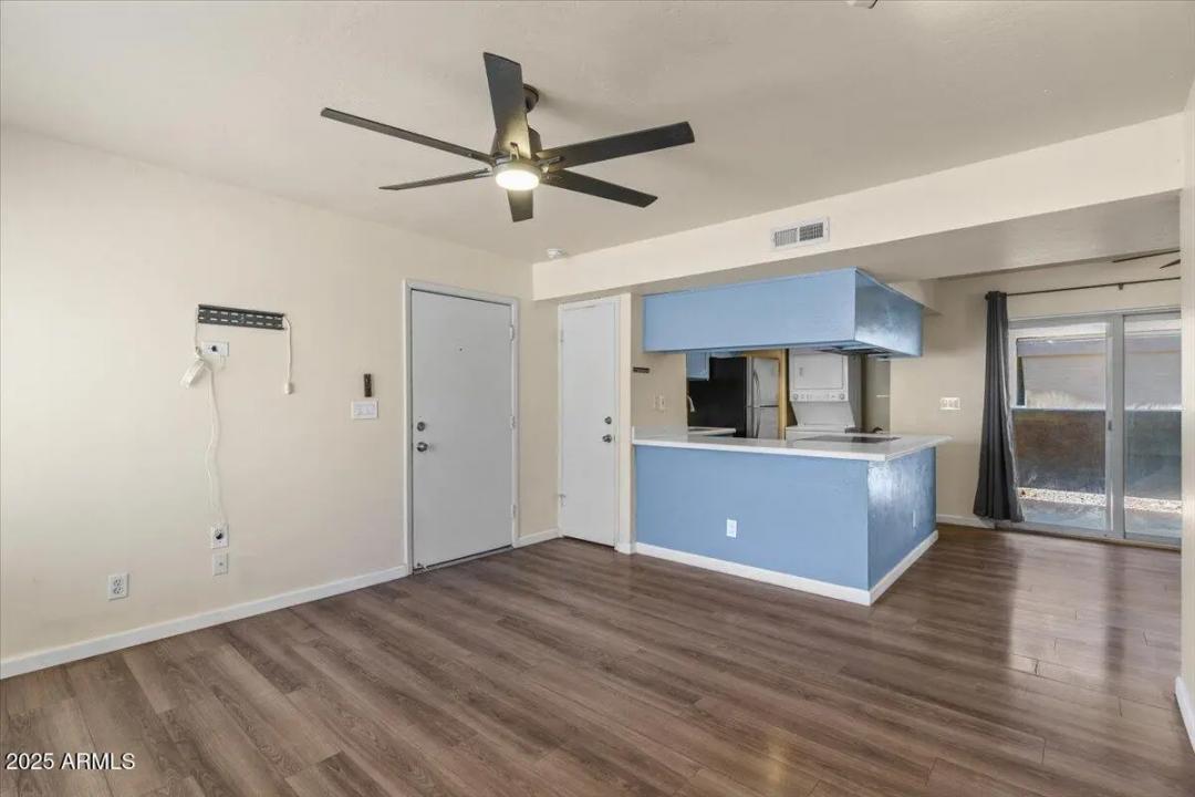 Real Estate Picture 9