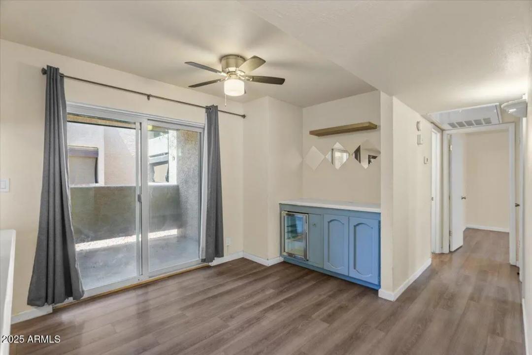 Real Estate Picture 11