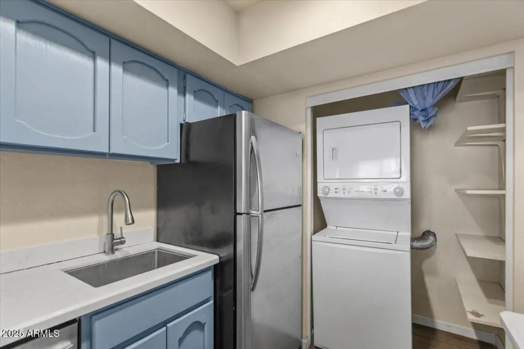 Real Estate Picture 14