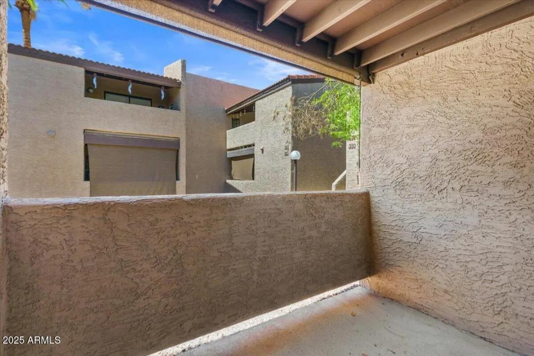 Real Estate Picture 22