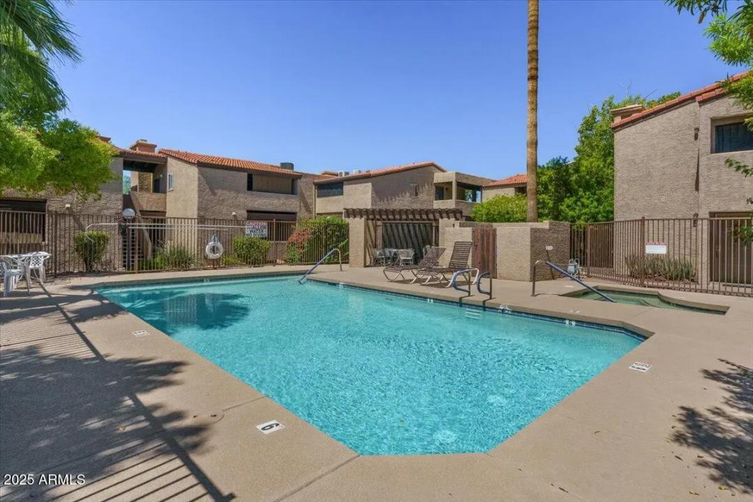 Real Estate Picture 25