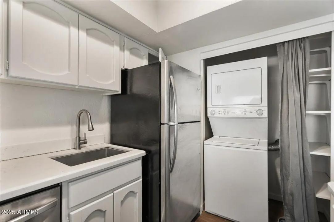 Real Estate Picture 19