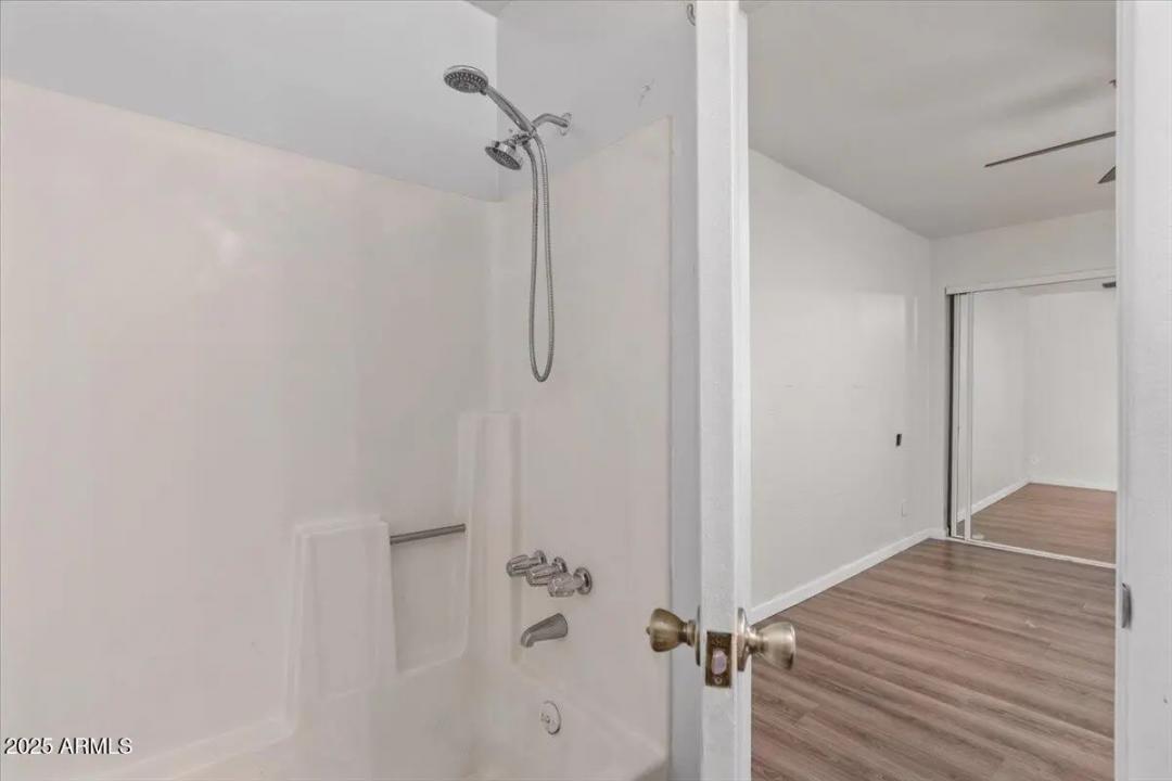 Real Estate Picture 25