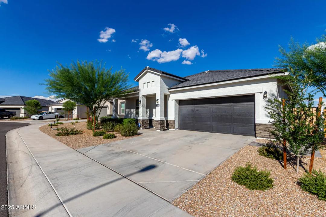 Real Estate Picture 2