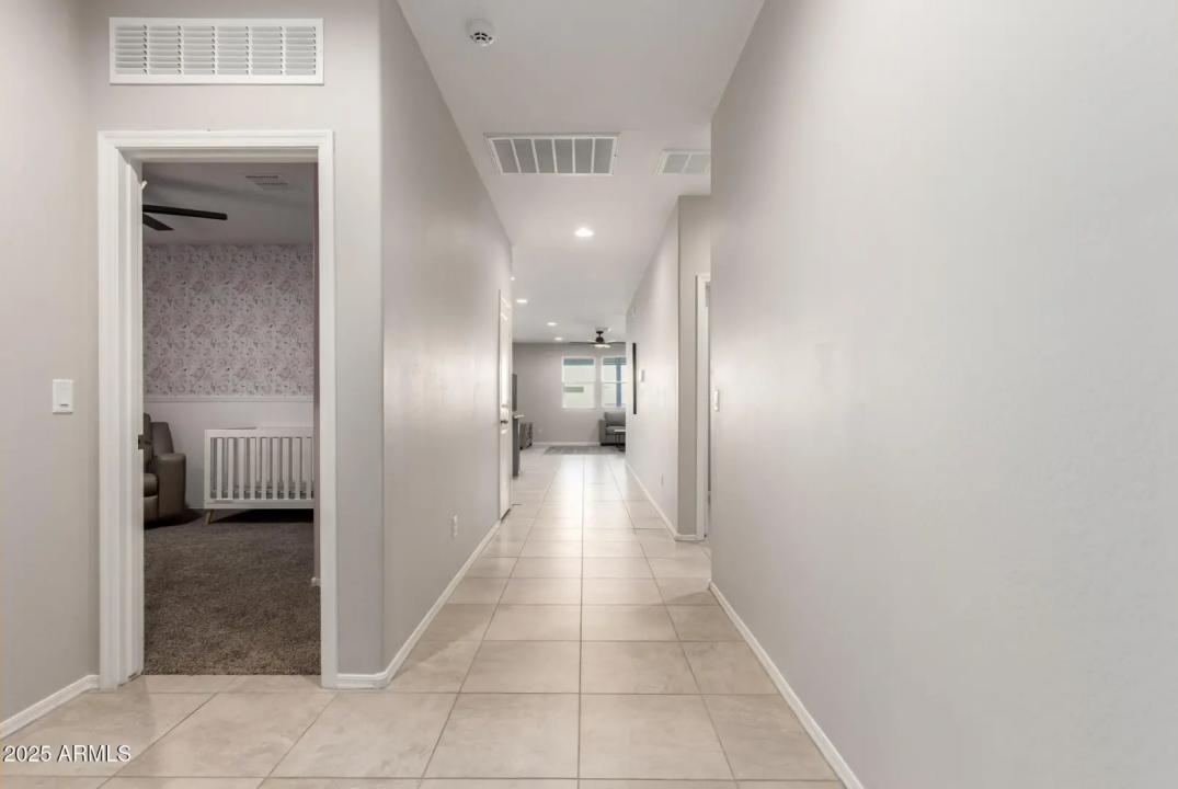 Real Estate Picture 3
