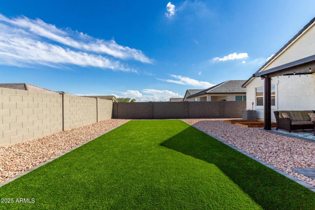 Real Estate Picture 27