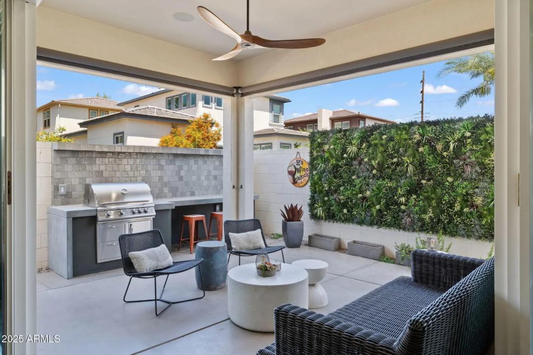 Real Estate Picture 21