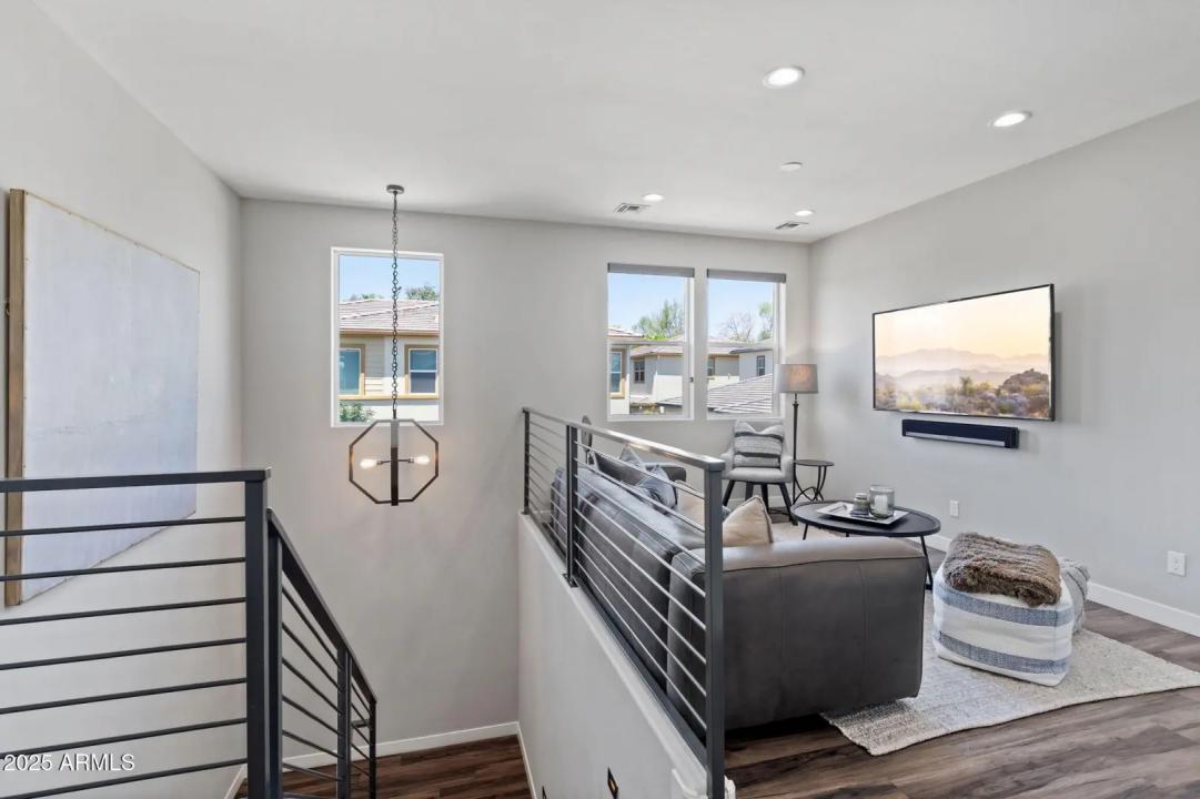 Real Estate Picture 28