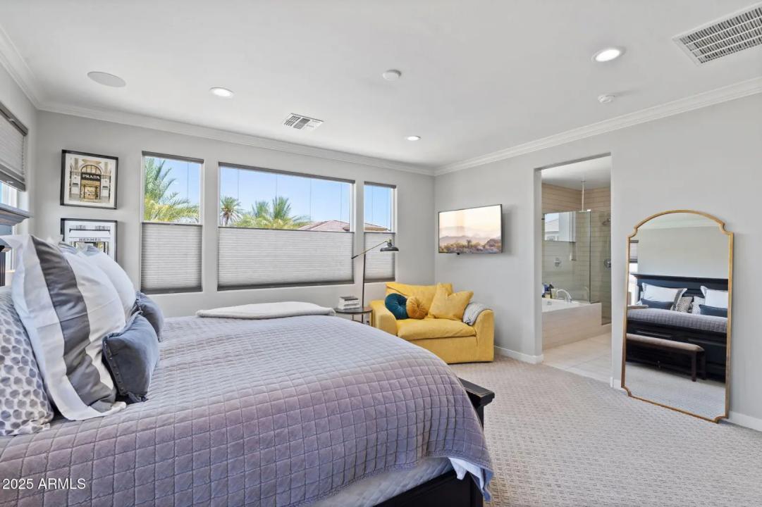 Real Estate Picture 40