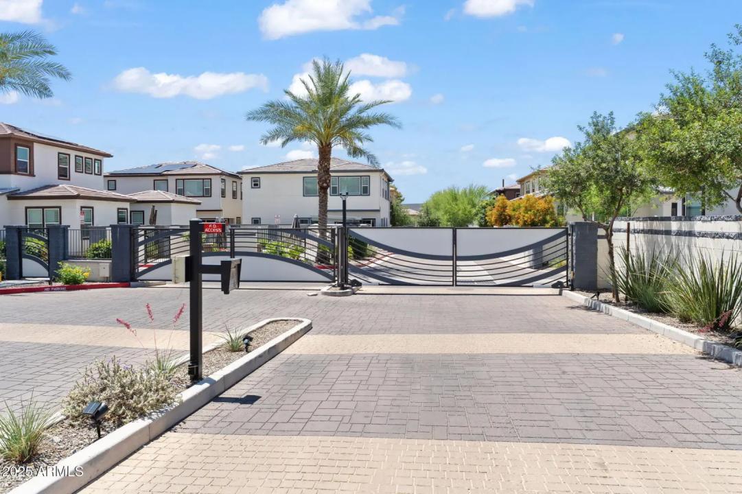 Real Estate Picture 48