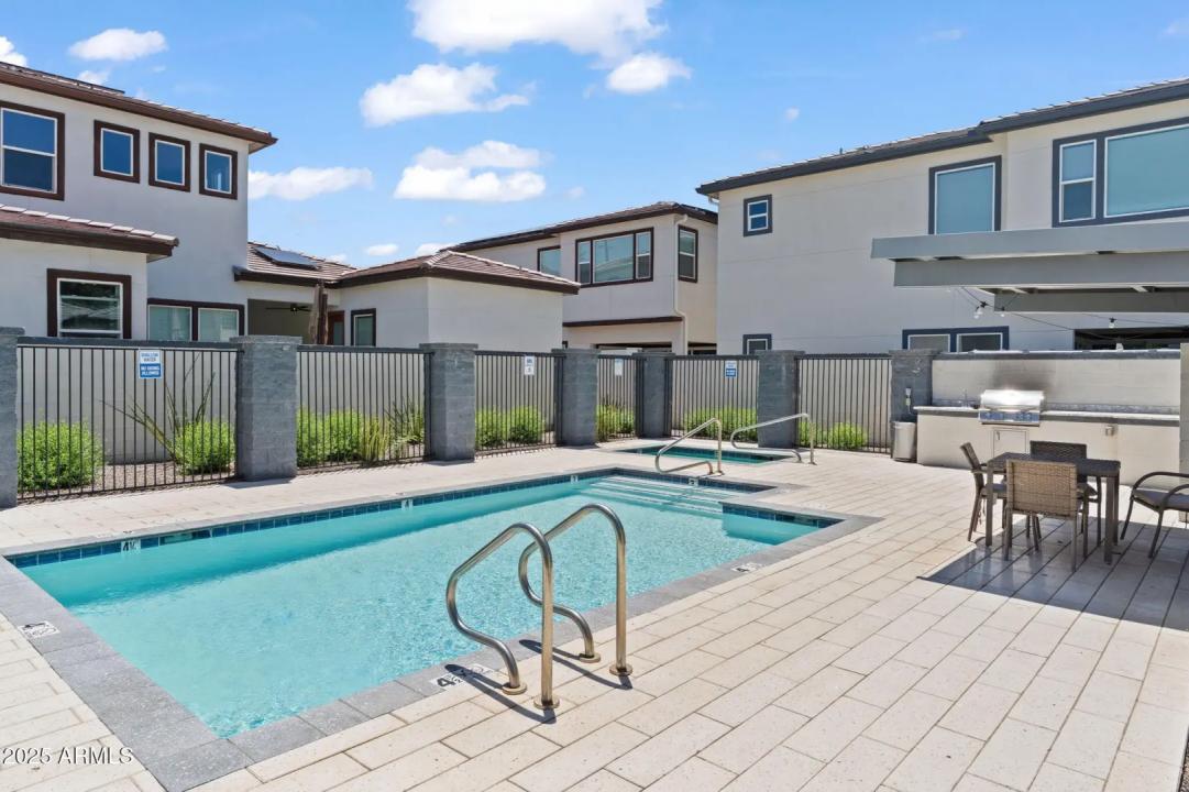 Real Estate Picture 49