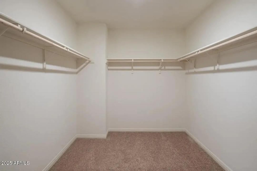 Real Estate Picture 9
