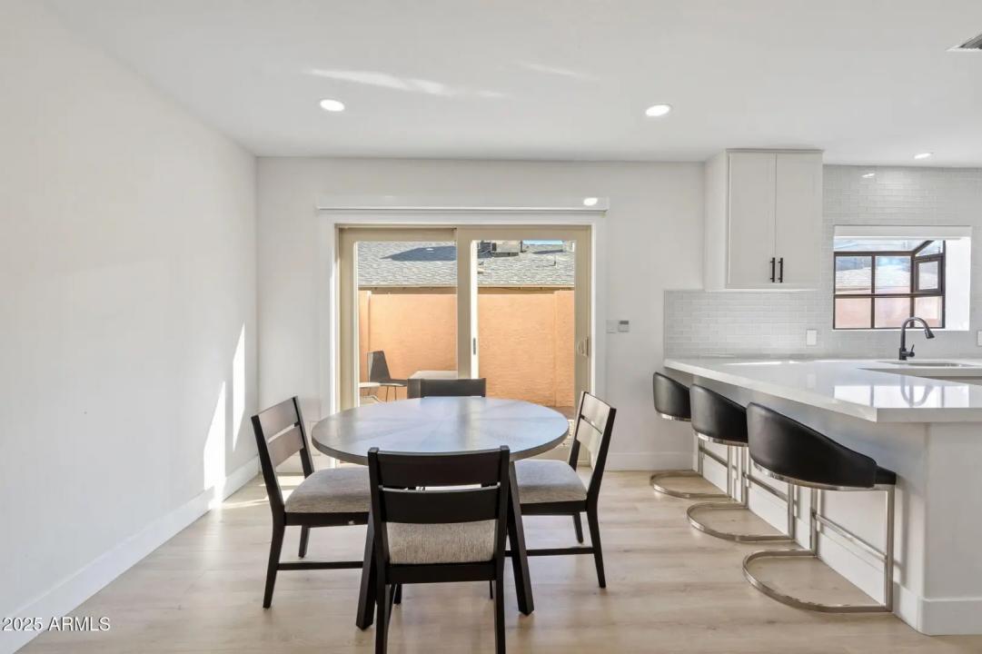 Real Estate Picture 6
