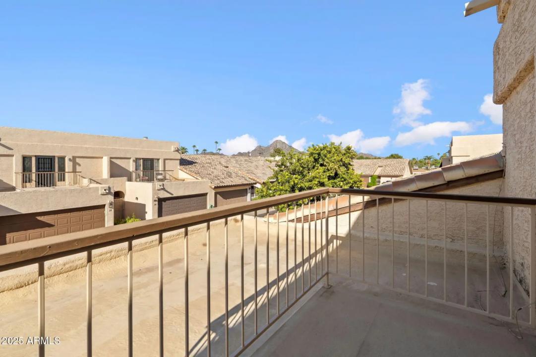 Real Estate Picture 19