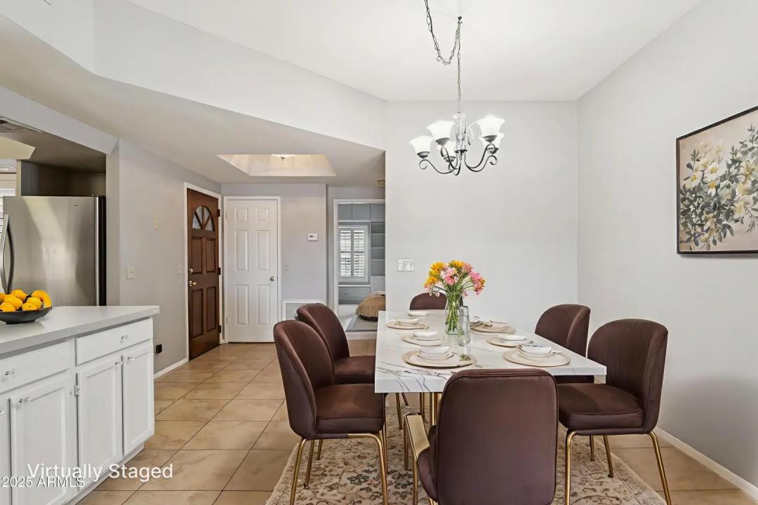 Real Estate Picture 5