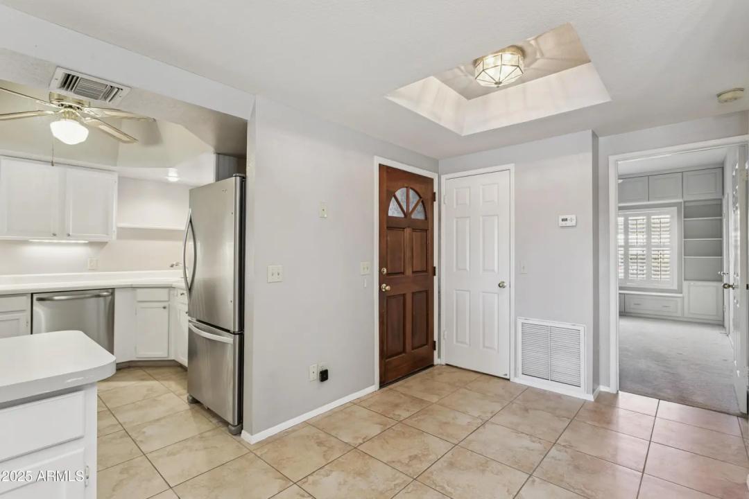 Real Estate Picture 6