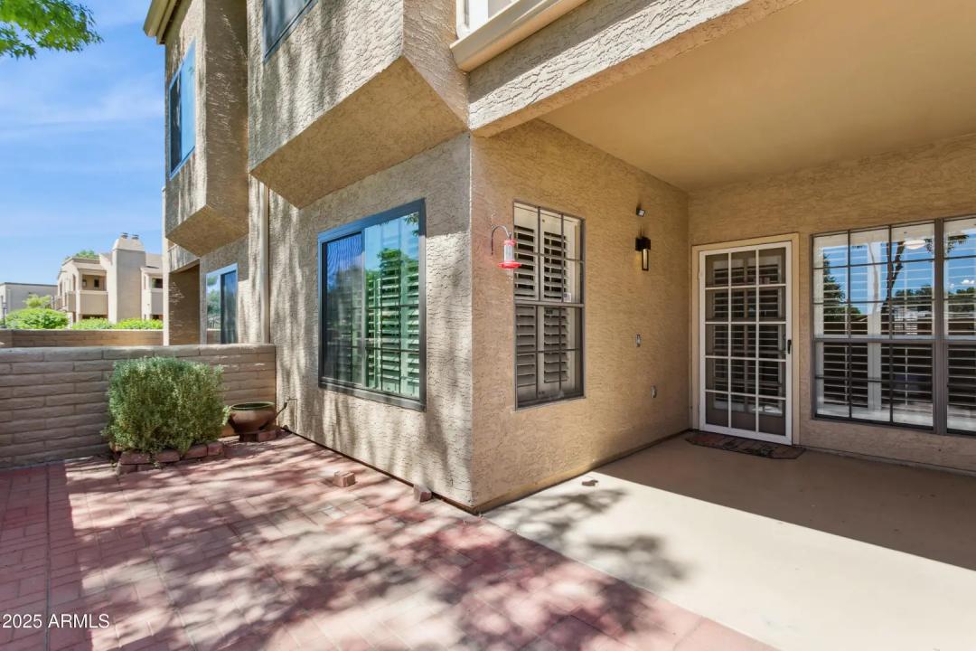 Real Estate Picture 19