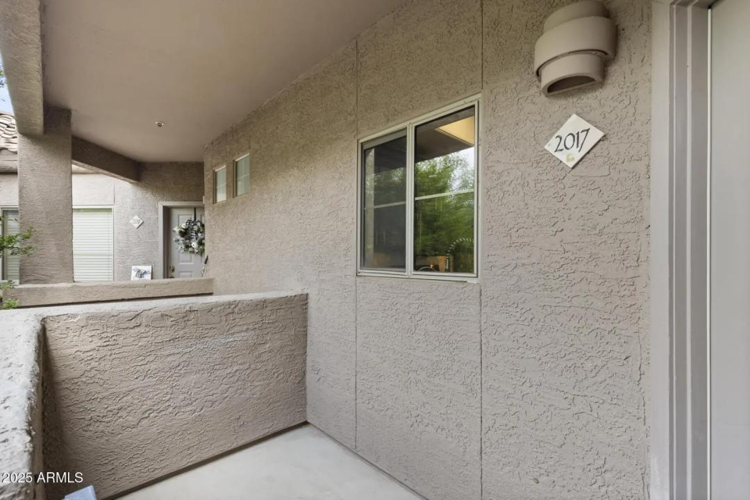 Real Estate Picture 5