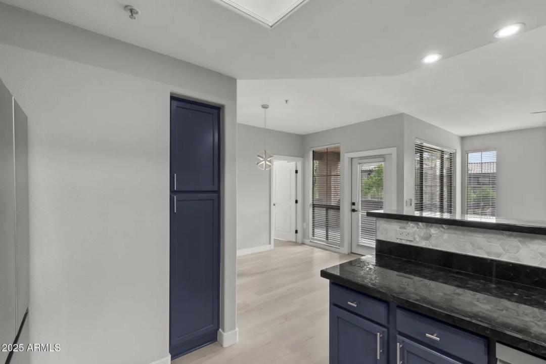 Real Estate Picture 17