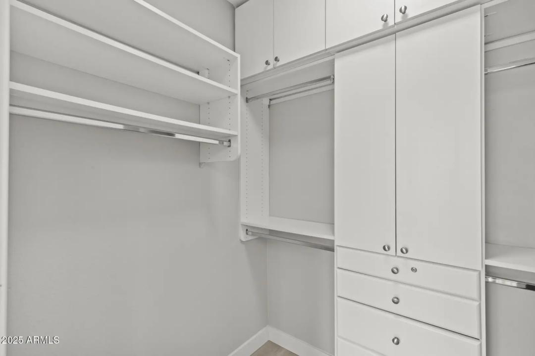 Real Estate Picture 30