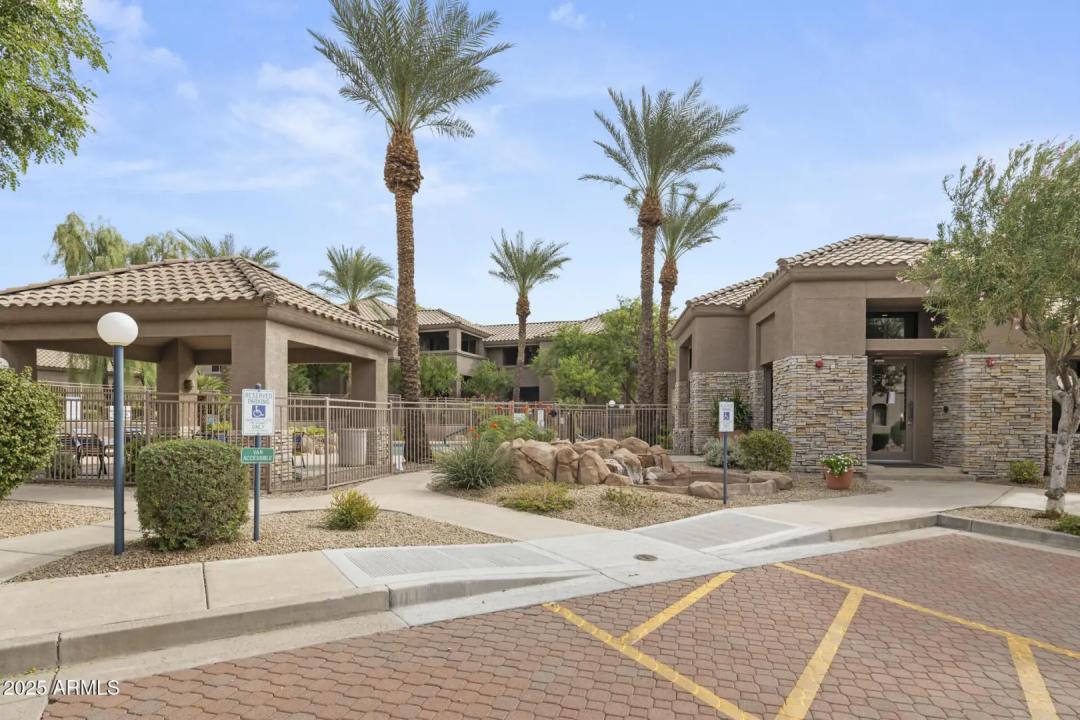 Real Estate Picture 39