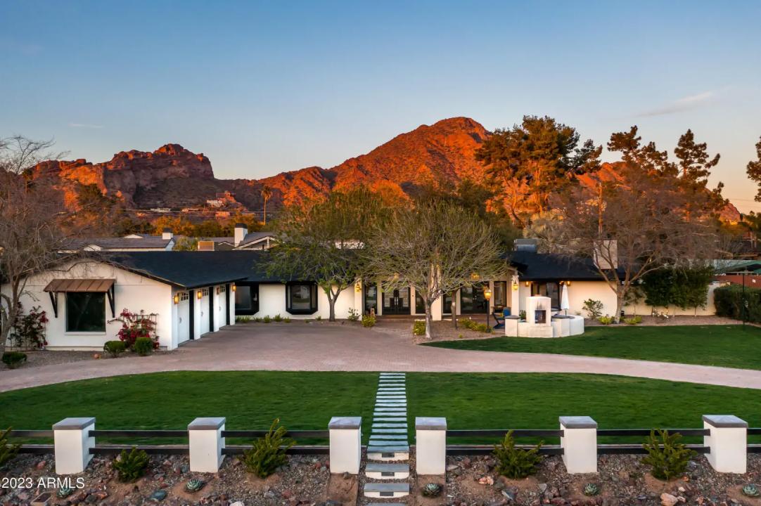 4614 E LAFAYETTE Boulevard Phoenix AZ 85018