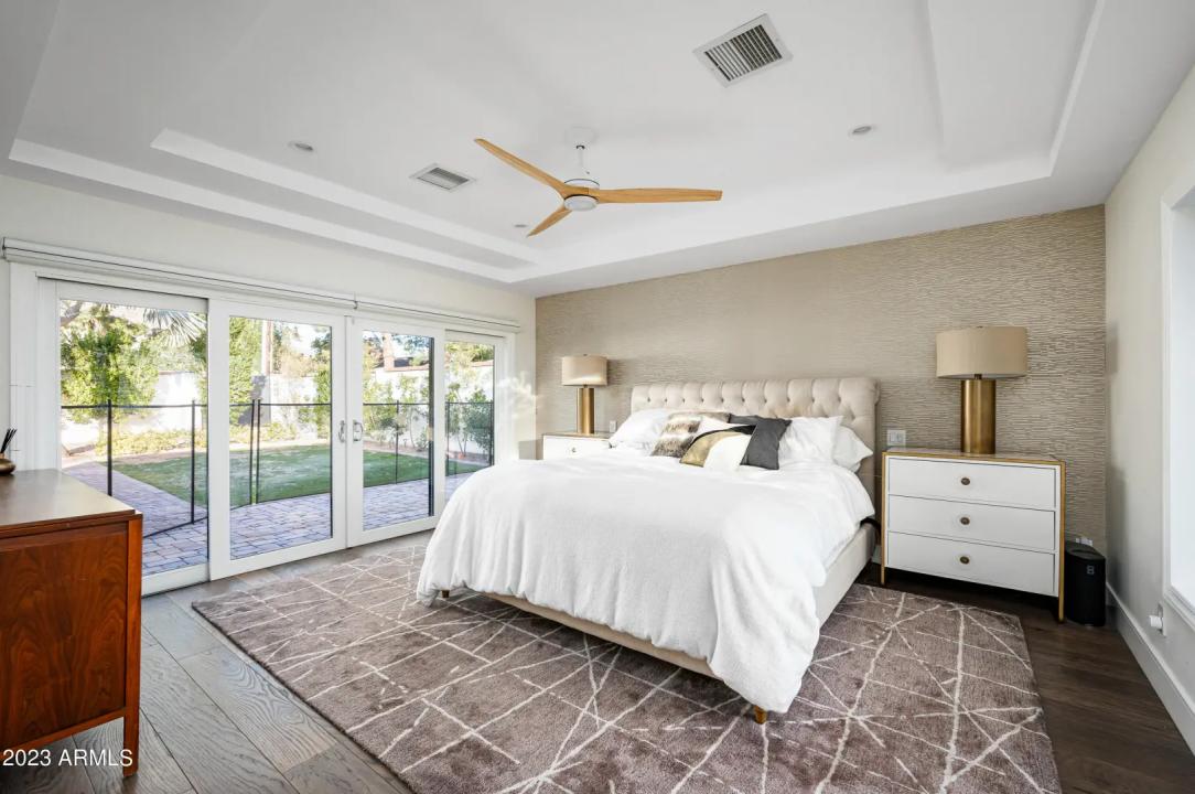 Real Estate Picture 17