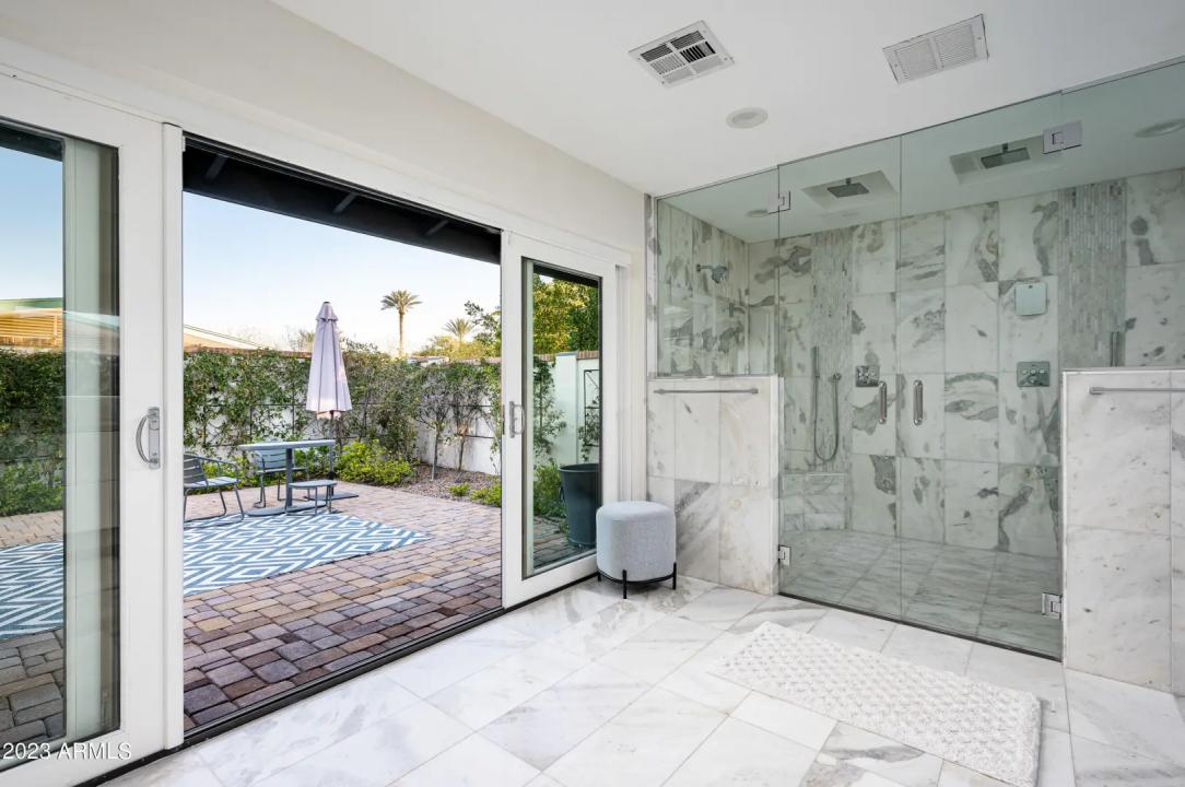 Real Estate Picture 23
